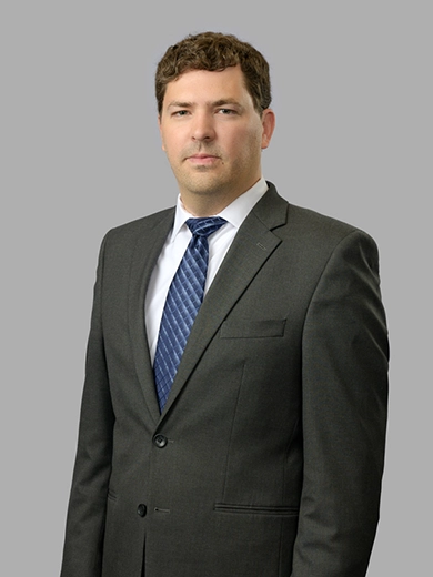 portrait of Matthew Lowe